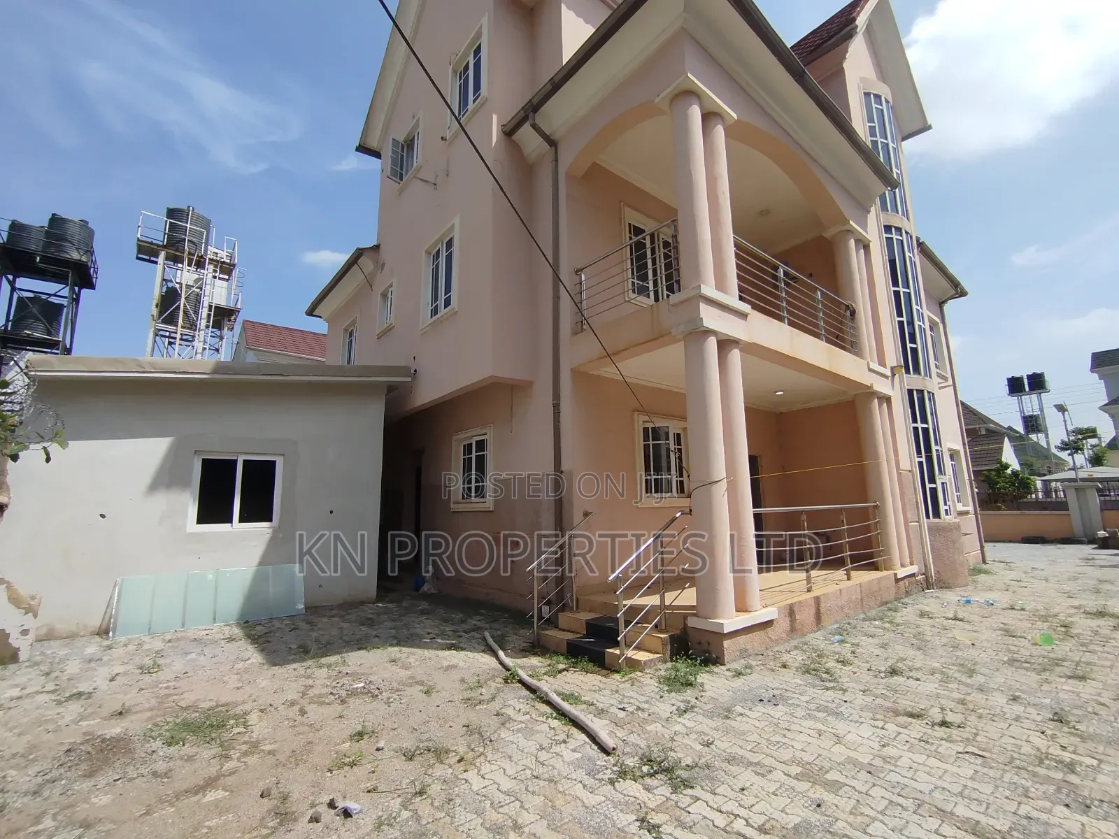 6bdrm Duplex in Gaduwa for rent in Gaduwa