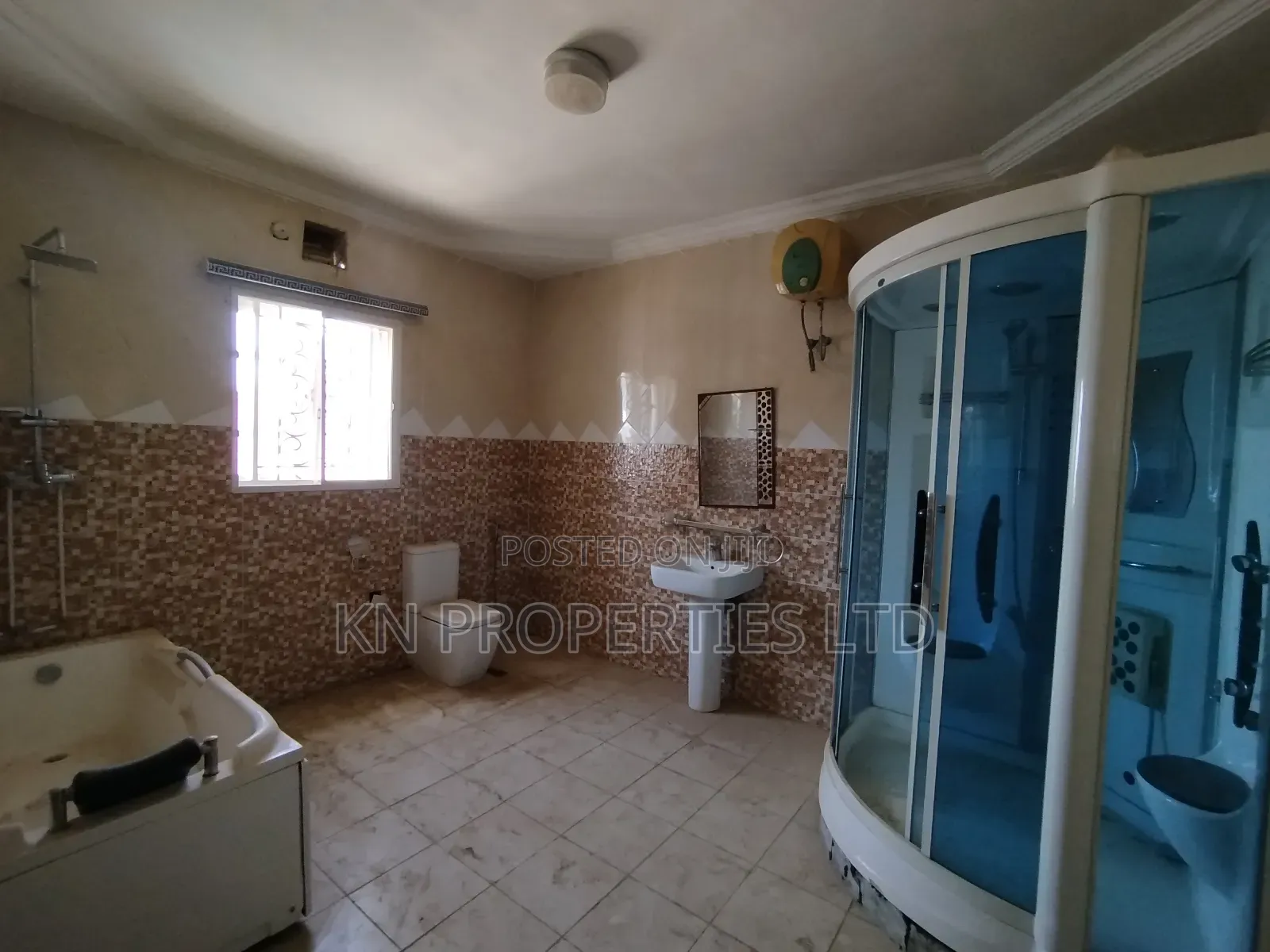 6bdrm Duplex in Gaduwa for rent in Gaduwa
