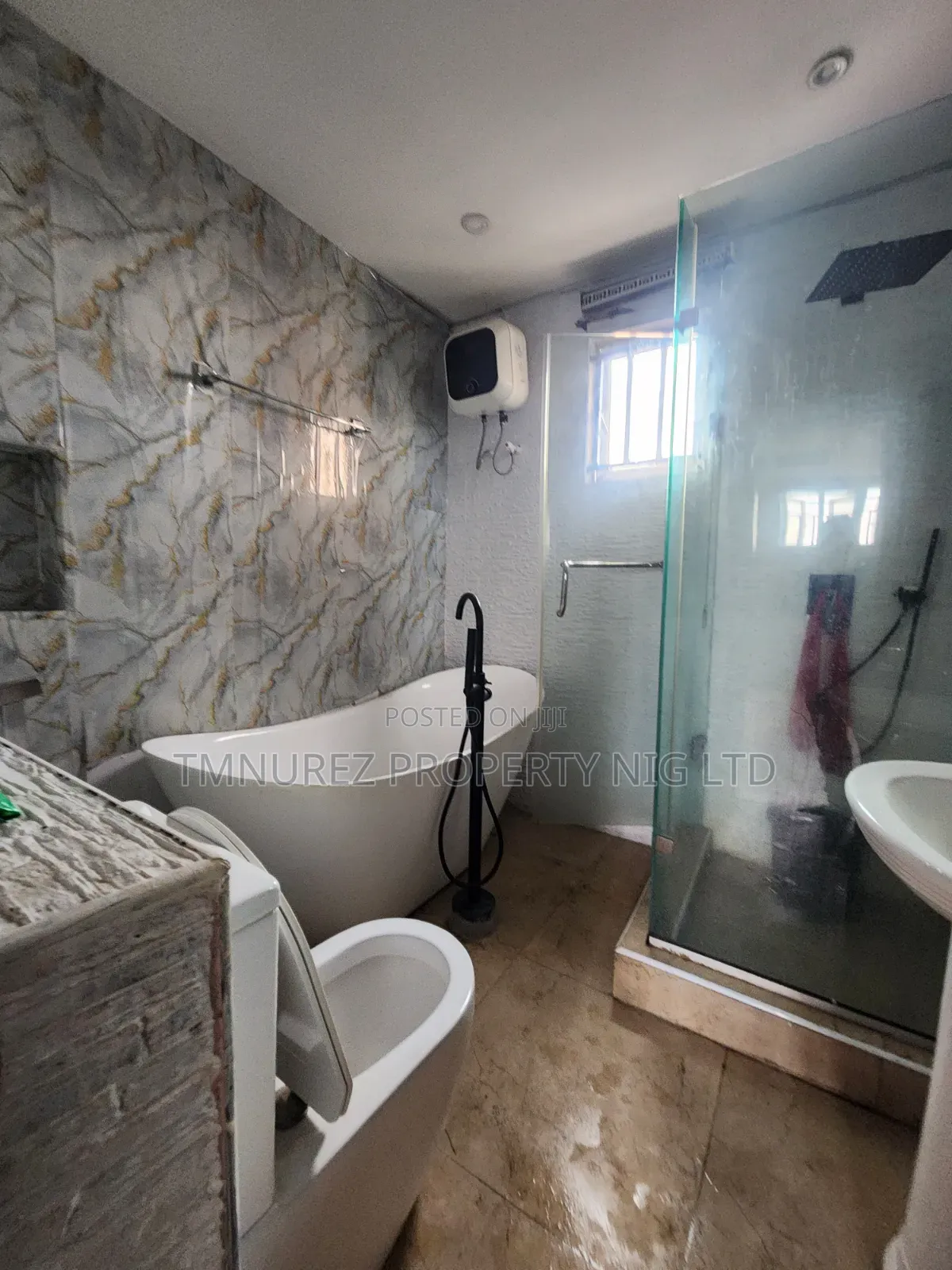 Studio Apartment in Chevron for rent in Chevron