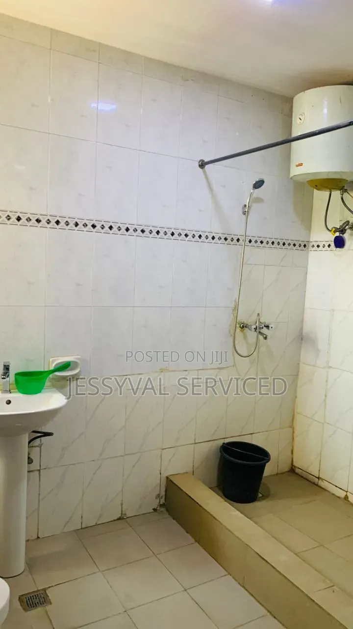 Massive Single Room Studio Apartment With 24 Hours Electricity in Dawaki