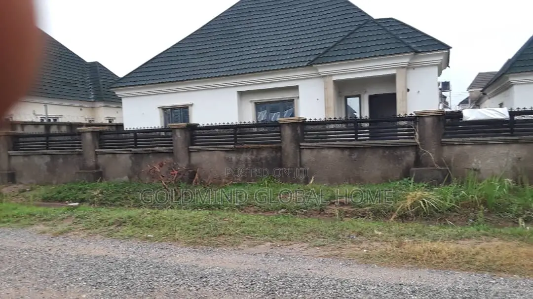 3bdrm Bungalow in Lugbe District., FHA for sale in FHA