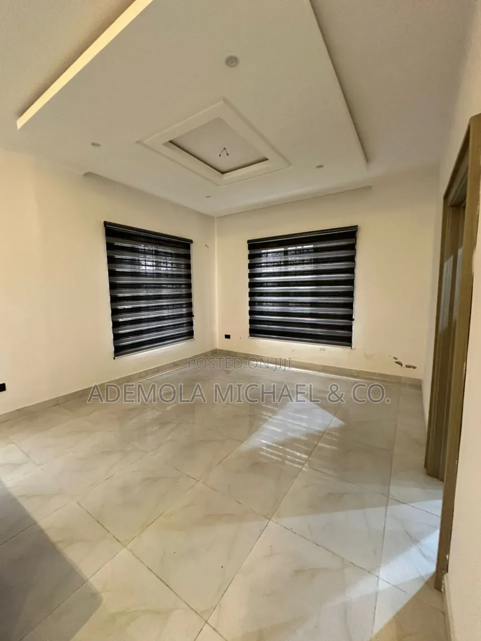 6bdrm Duplex in Mini Estate, Guzape District for sale in Guzape District