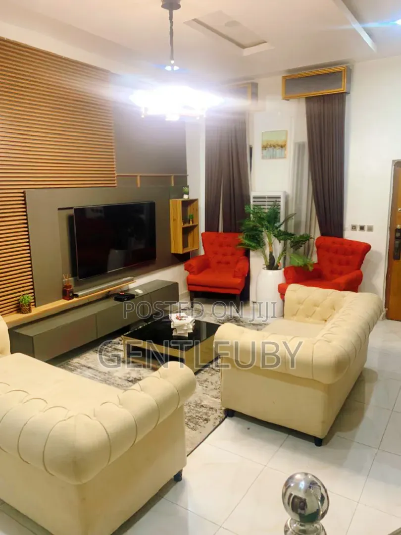 Furnished 4bdrm Duplex in Hrc Estate, Lekki Phase 2 for rent in Lekki Phase 2