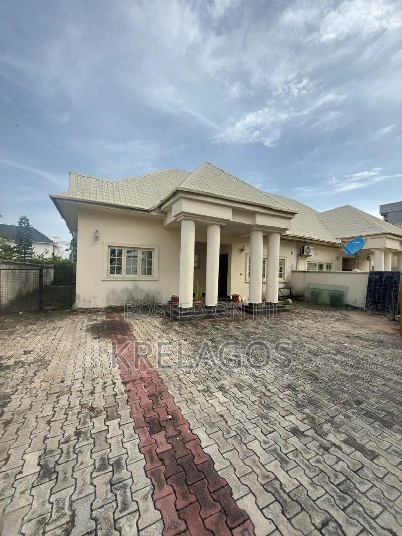 3bdrm Duplex in Lekki Phase 1 for rent in Lekki Phase 1