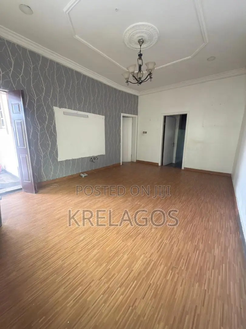 3bdrm Duplex in Lekki Phase 1 for rent in Lekki Phase 1