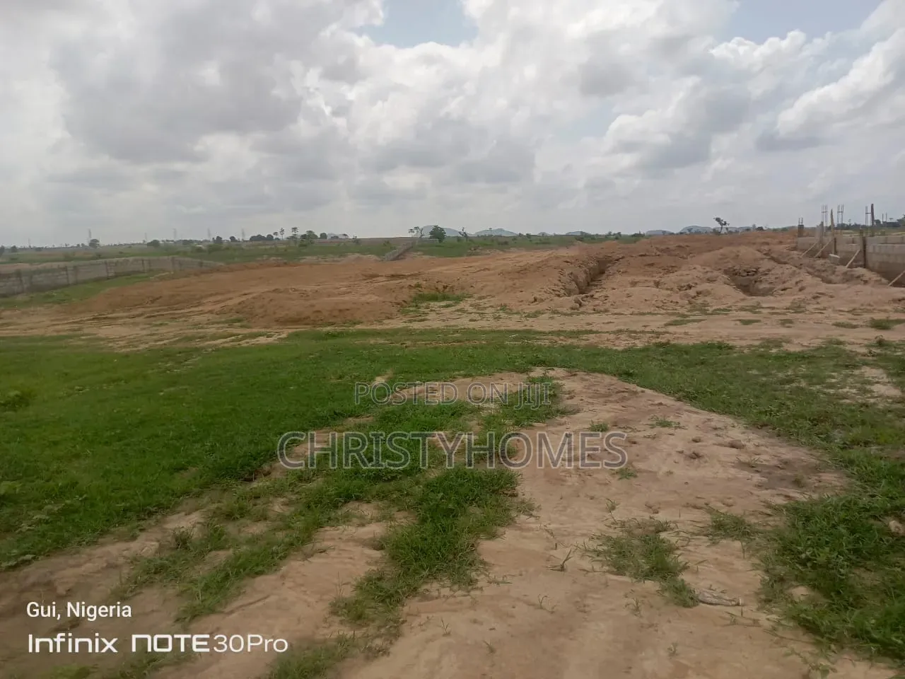 R of O Landed Property for Sale in Phase 5 / Jikwoyi