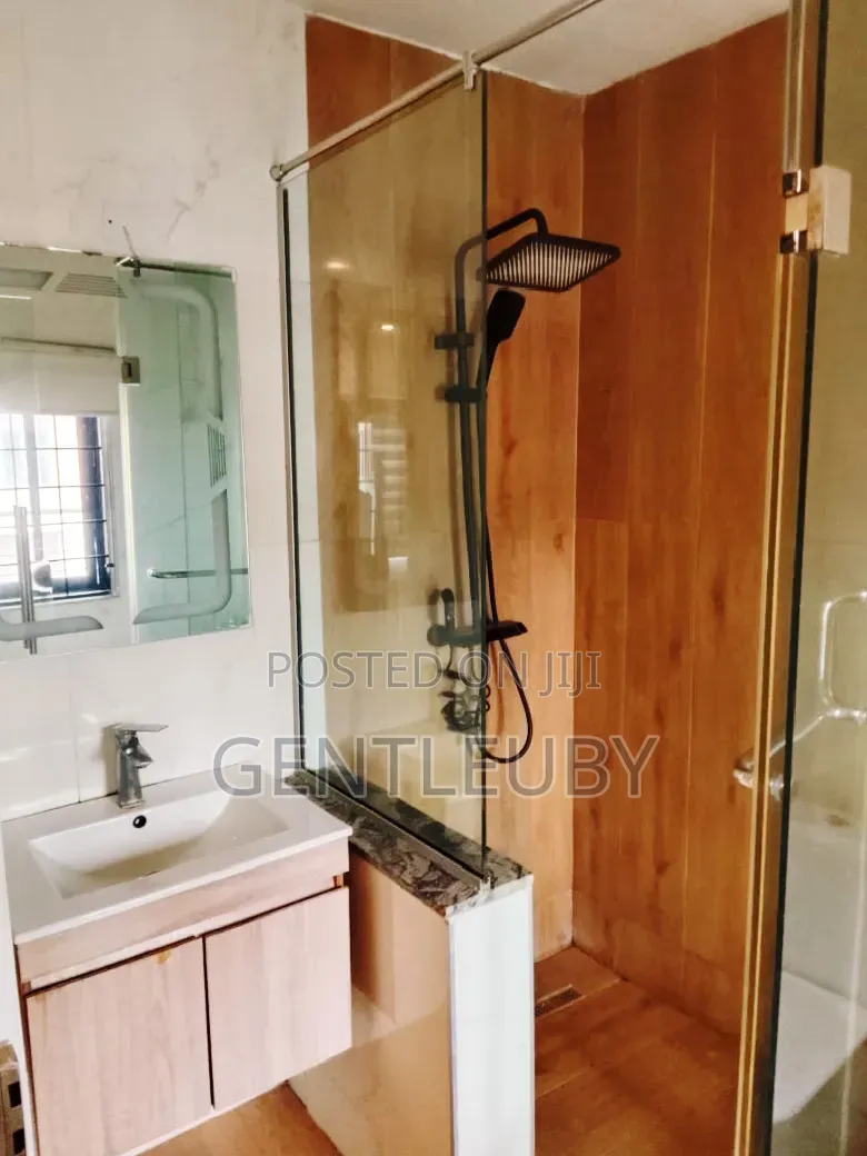 5bdrm Duplex in Kusanla, Lekki Phase 2 for rent in Lekki Phase 2