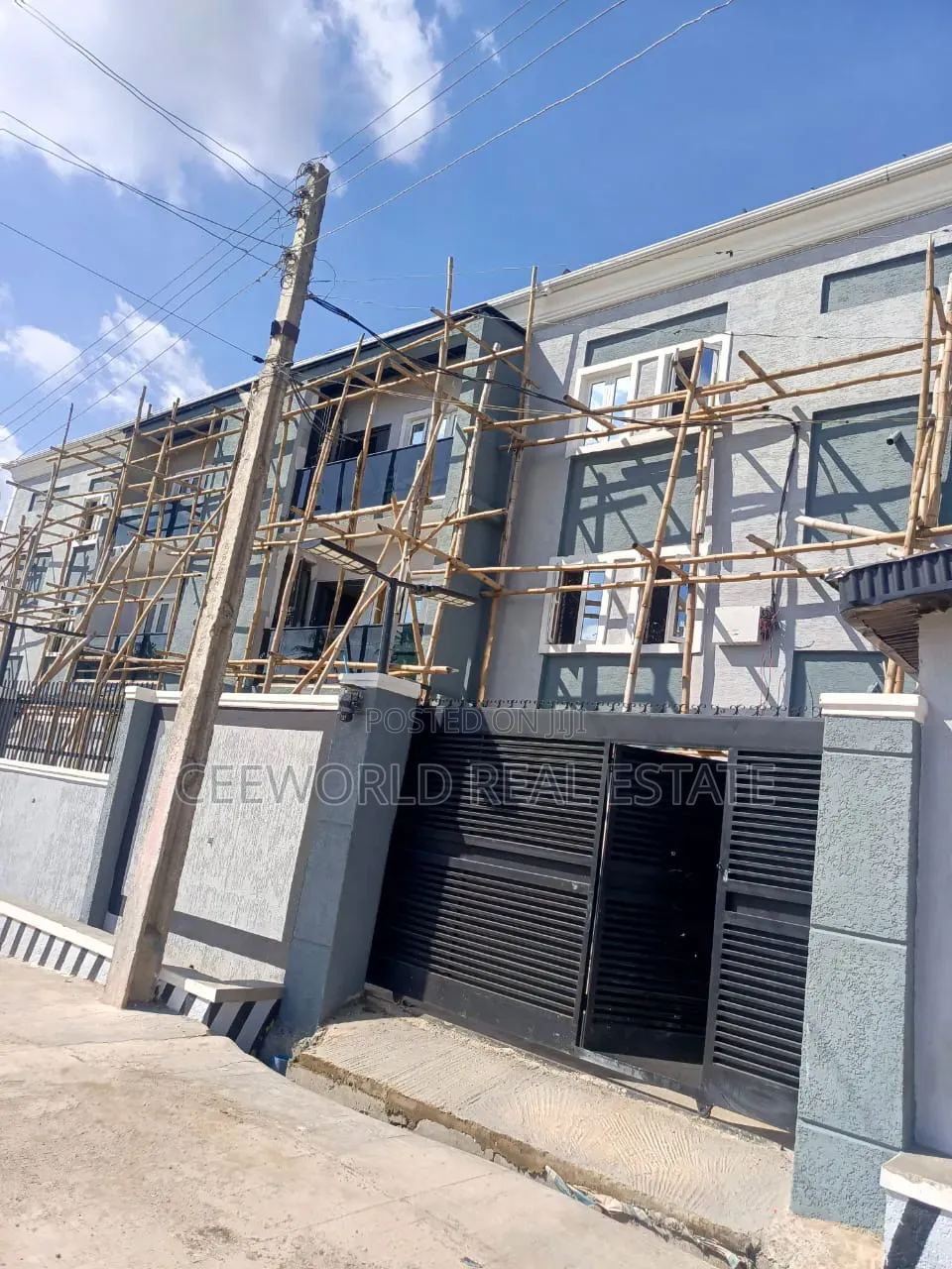3bdrm Apartment in Liberty Stadium Off for rent in Rind Road
