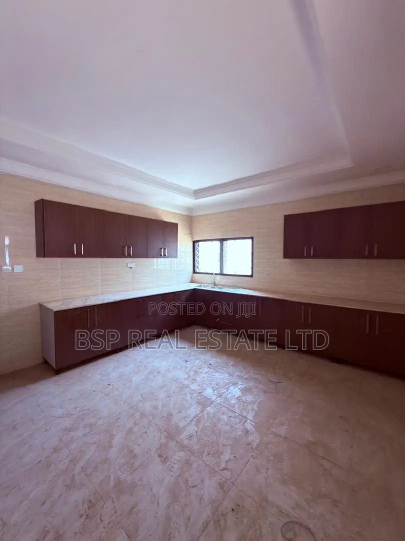 6 Bedroom Duplex With Bq in Maitama