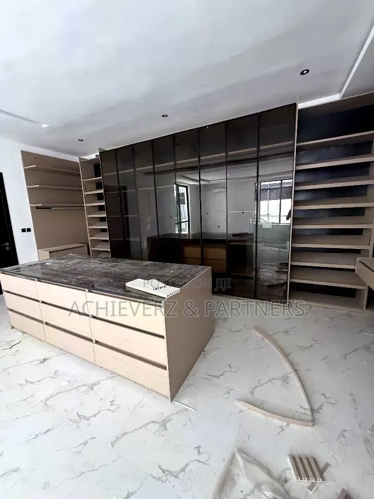 20bdrm Block of Flats in Maitama for sale in Maitama