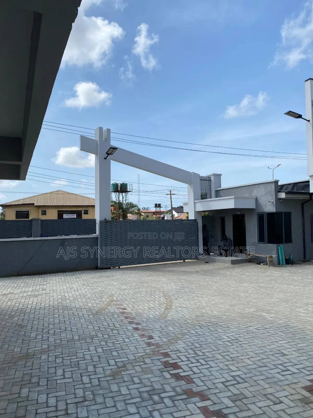 4bdrm Duplex in Thomas Estate for rent in Thomas Estate