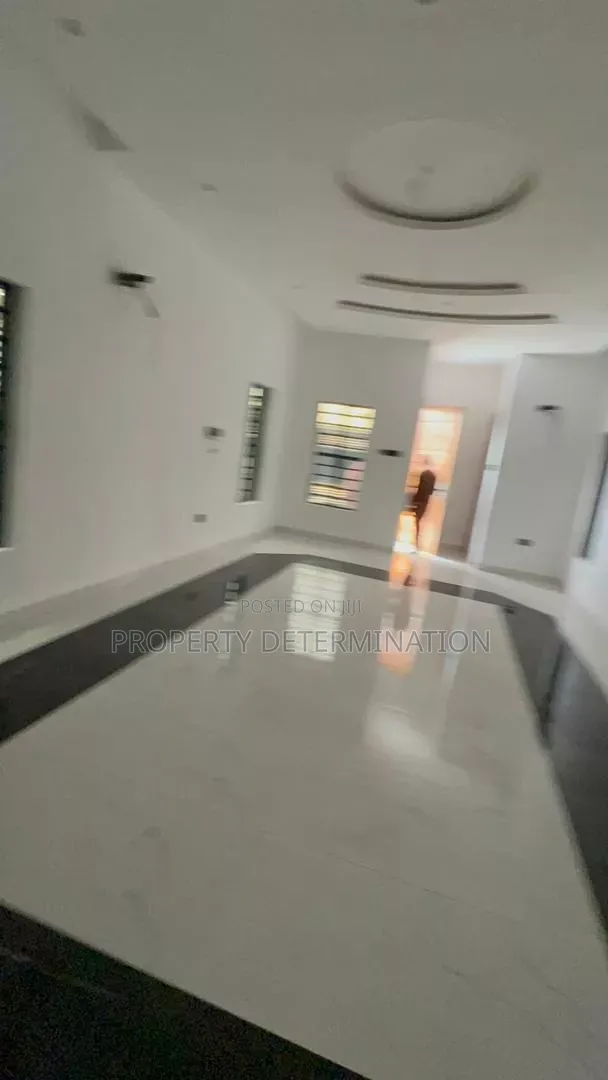 4bdrm Duplex in Omole Phase 1 for sale in Omole Phase 1