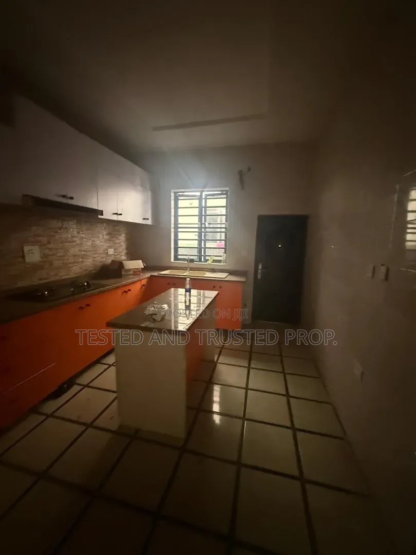 1bdrm Shared Apartment in Osapa London for rent in Osapa london