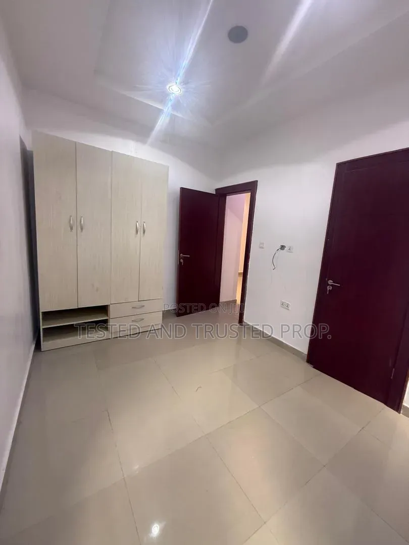 1bdrm Shared Apartment in Osapa London for rent in Osapa london