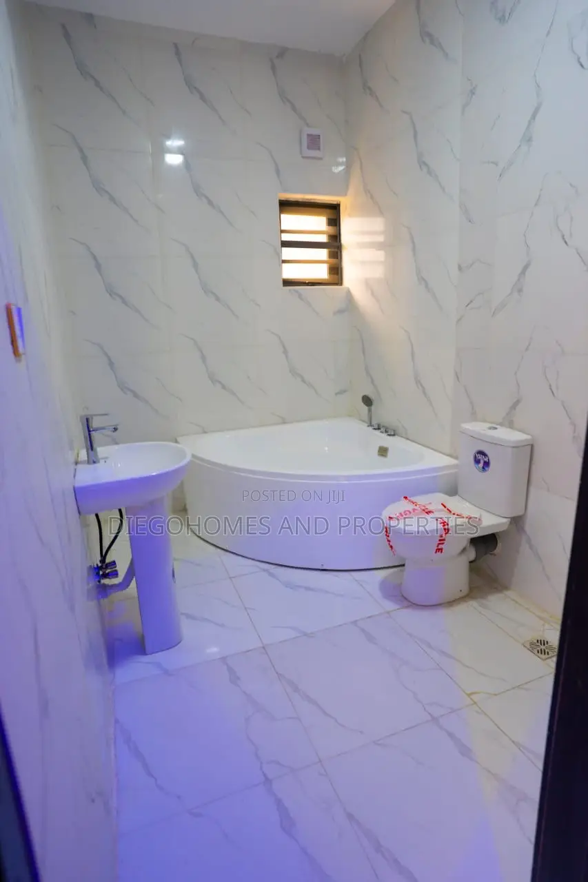 4bdrm Duplex in Lekki for sale in Lekki