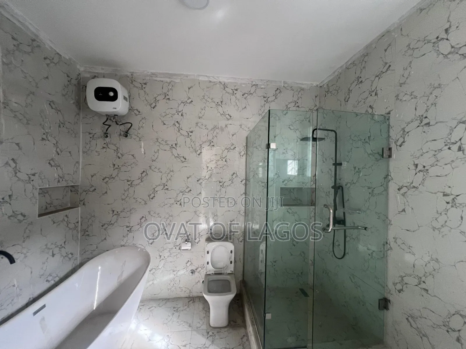 4bdrm Duplex in Ikota for sale in Ikota