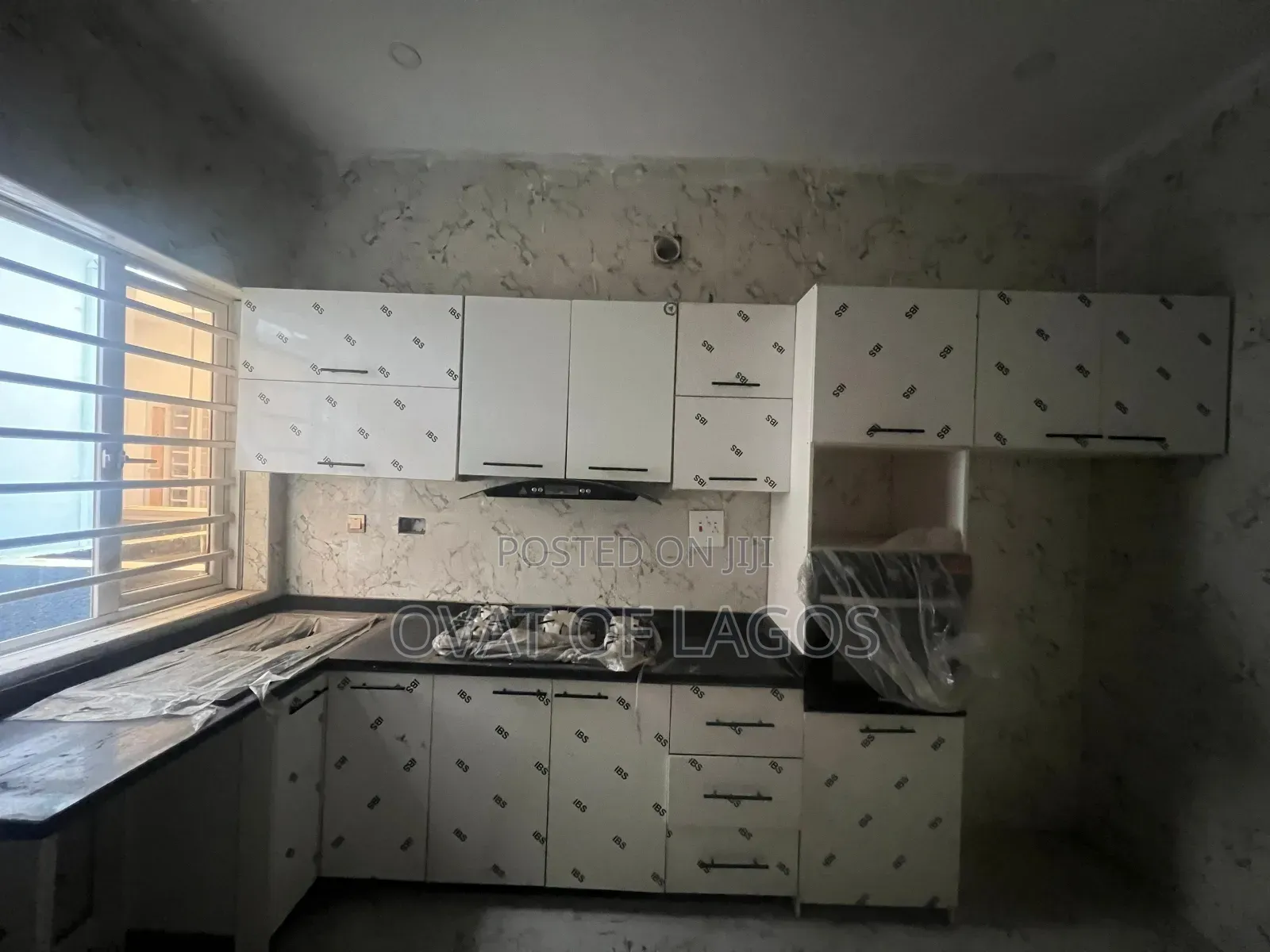 4bdrm Duplex in Ikota for sale in Ikota