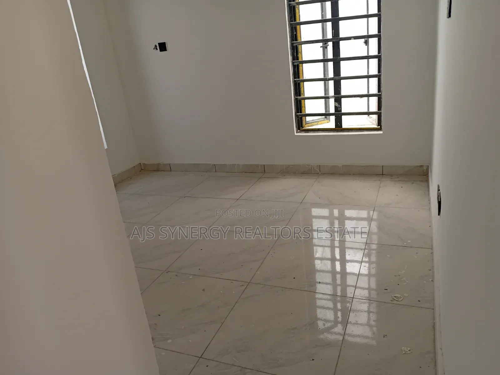 4bdrm Townhouse/Terrace in Thomas Estate for sale in Thomas Estate