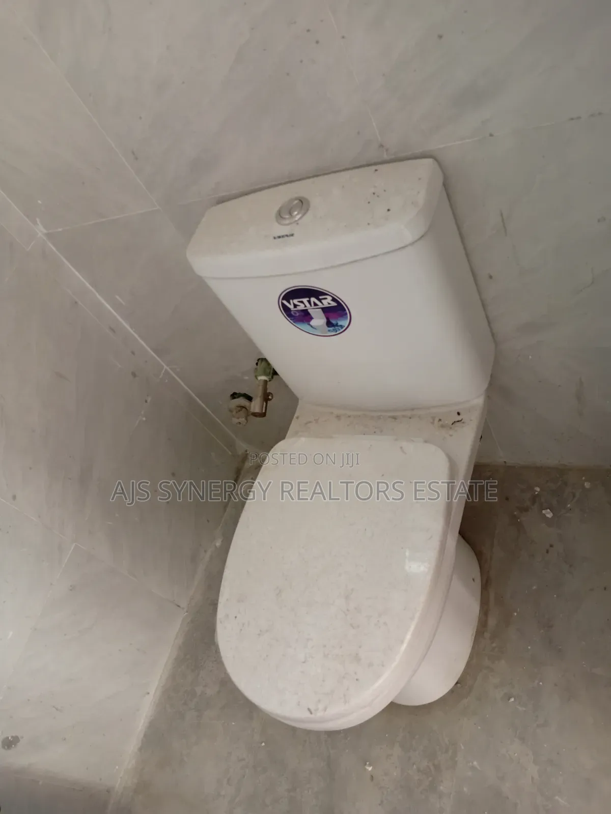 4bdrm Townhouse/Terrace in Thomas Estate for sale in Thomas Estate