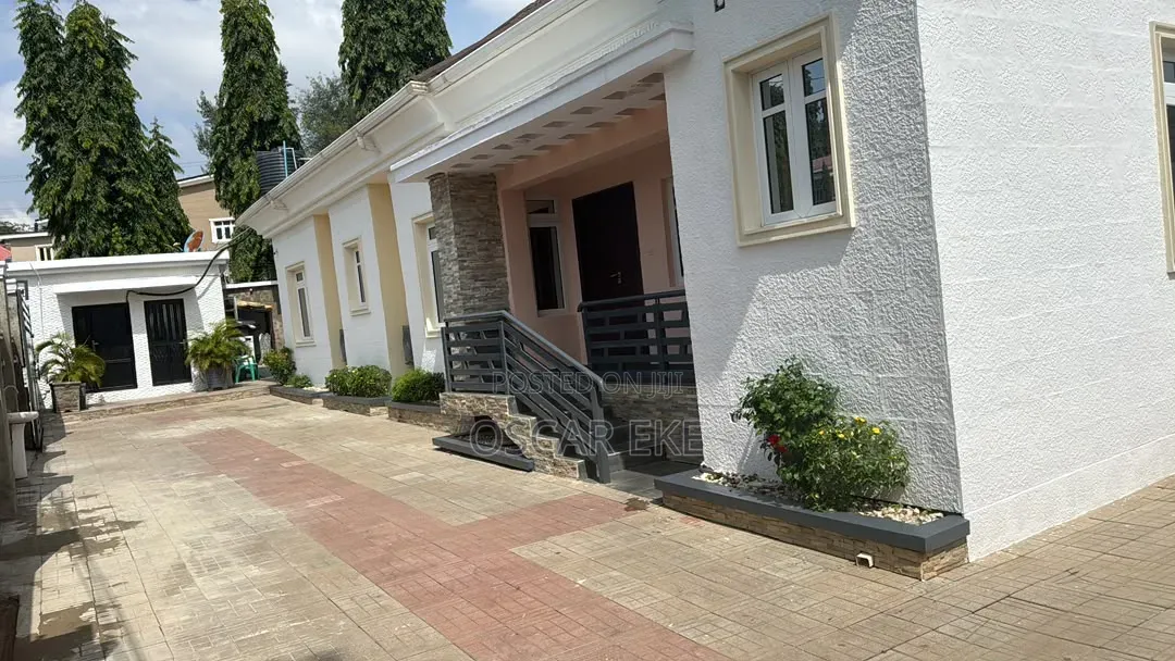 Furnished 3bdrm Bungalow in Works And Housing, Life Camp for sale in Life Camp