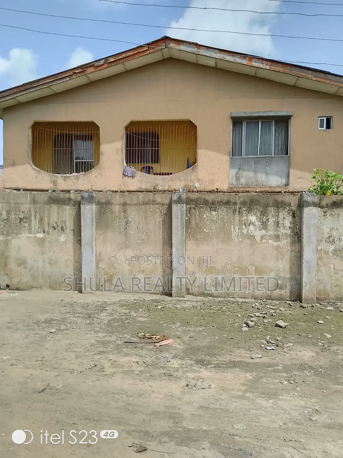 10bdrm House in Ajangbadi for sale in Ajangbadi
