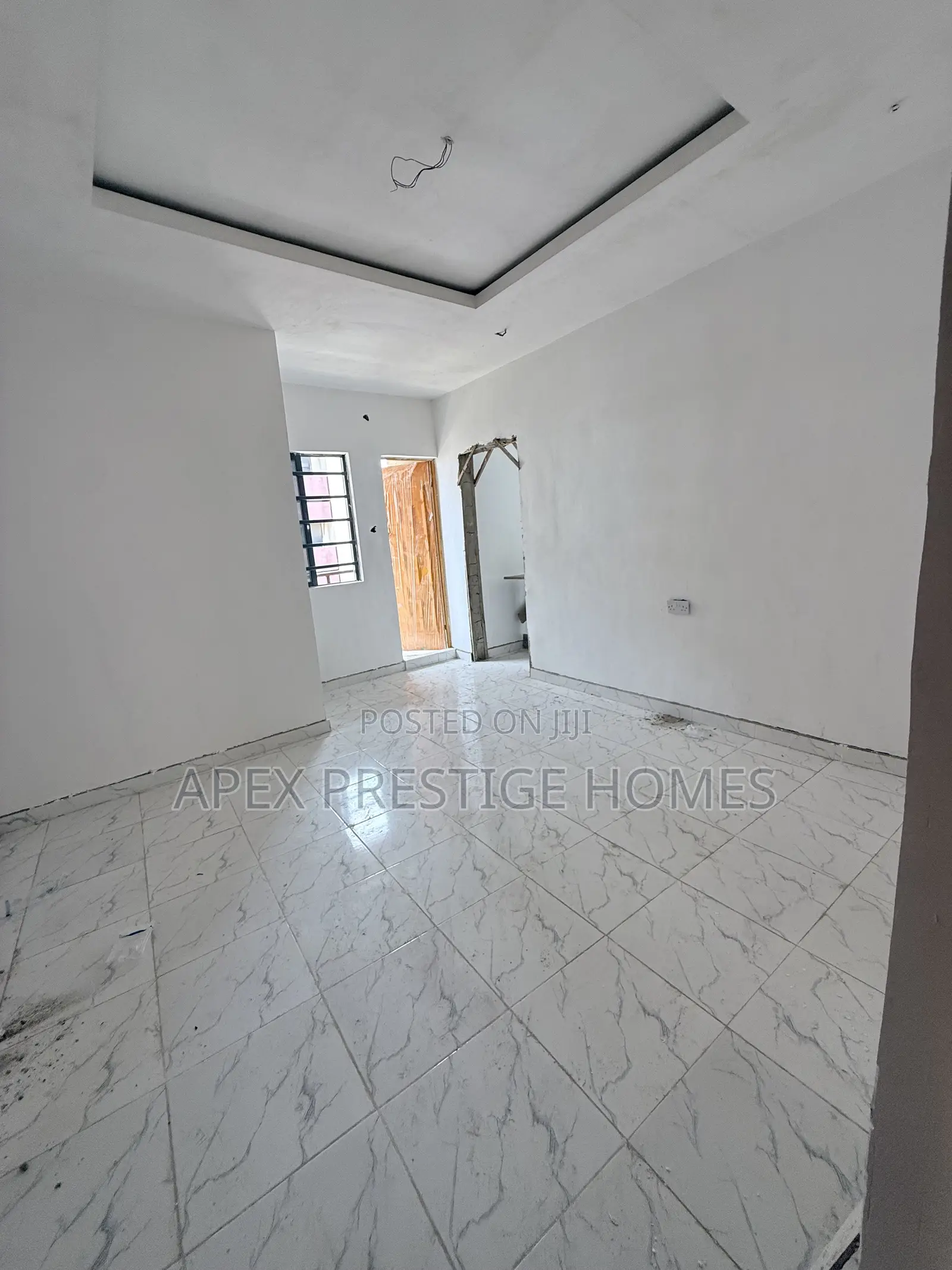 1bdrm Block of Flats in Off Pedro, Shomolu / Shomolu for sale in Shomolu / Shomolu