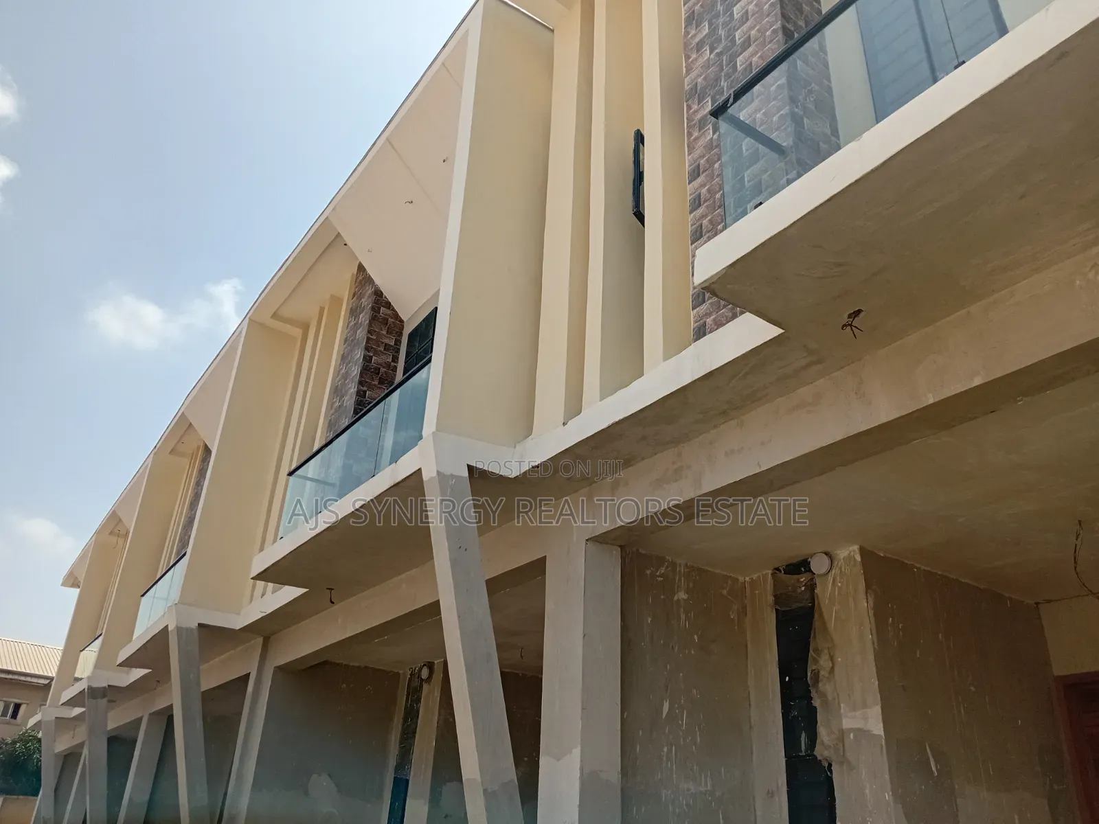 4bdrm Apartment in Thomas Estate for sale in Thomas Estate
