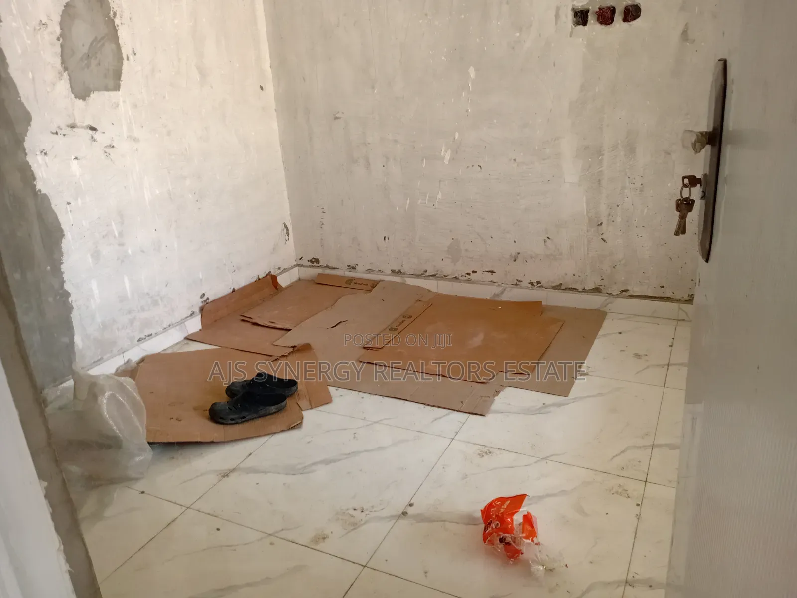 4bdrm Apartment in Thomas Estate for sale in Thomas Estate