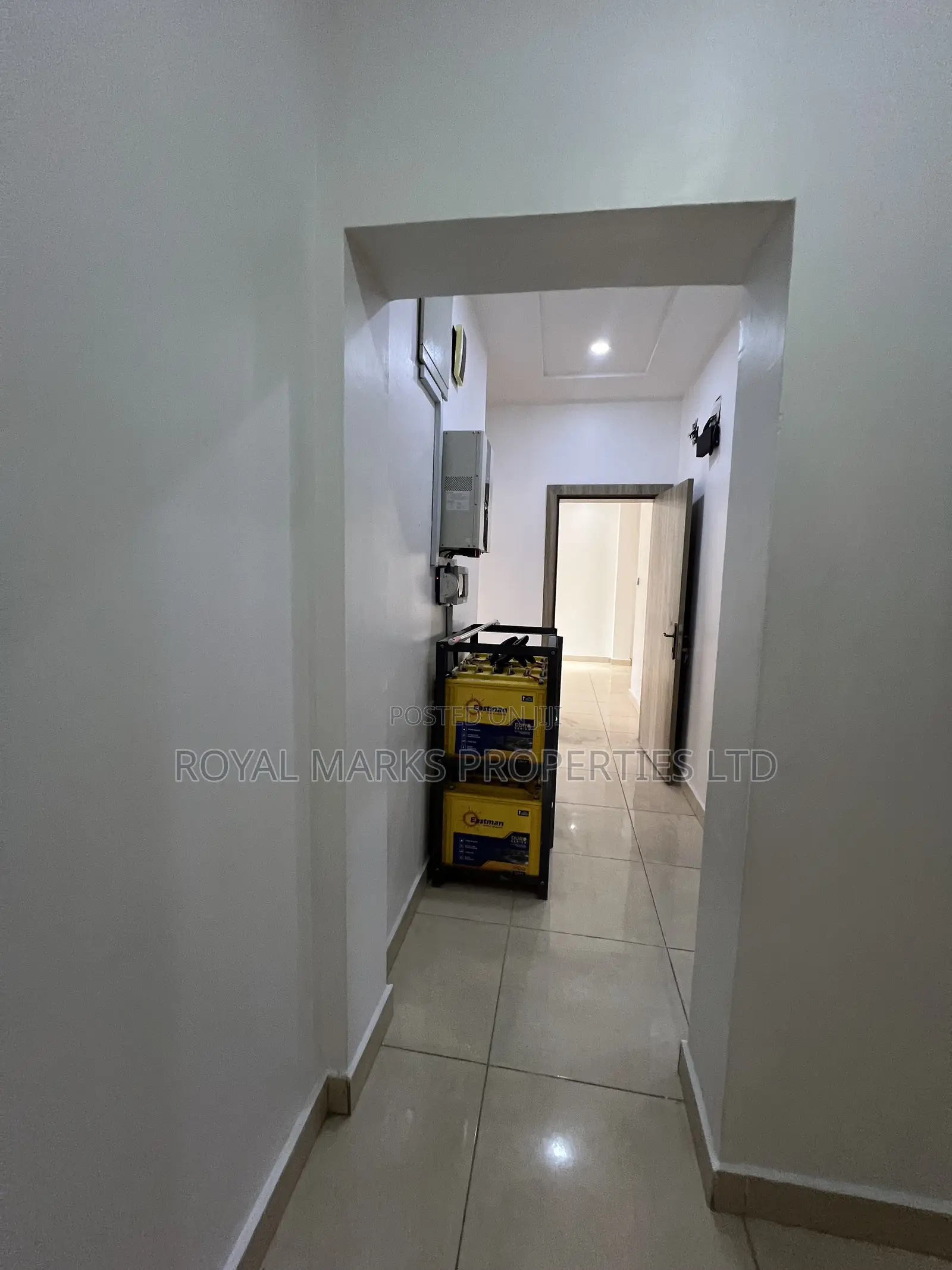 Furnished 3bdrm Block of Flats in Jahi for sale in Jahi