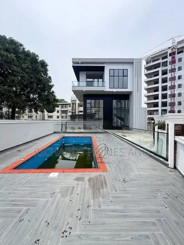 5bdrm Duplex in Old Ikoyi for sale in Old Ikoyi