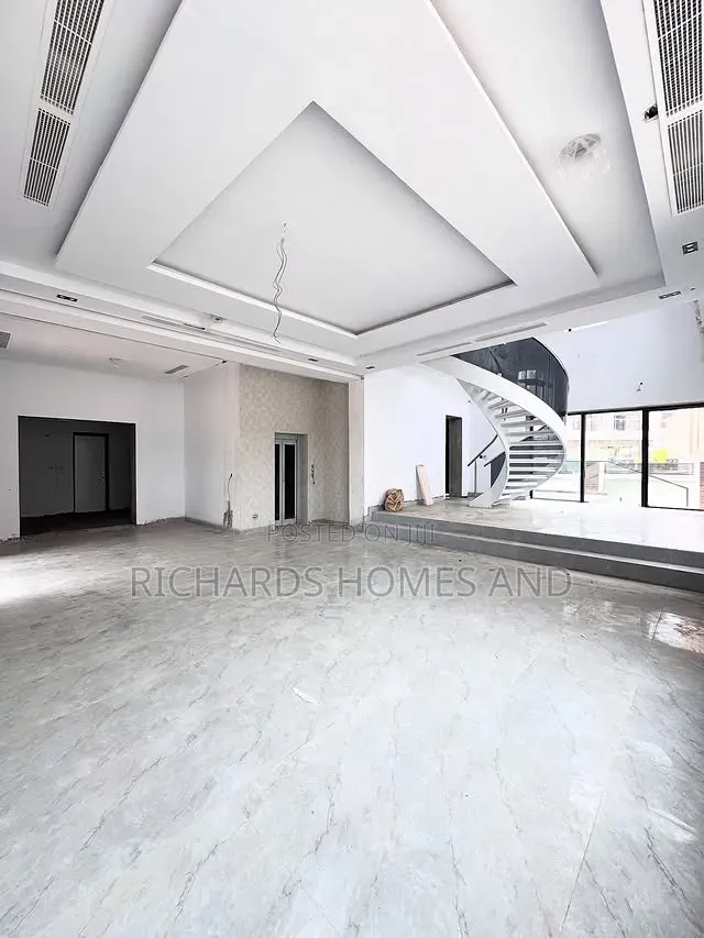 5bdrm Duplex in Old Ikoyi for sale in Old Ikoyi