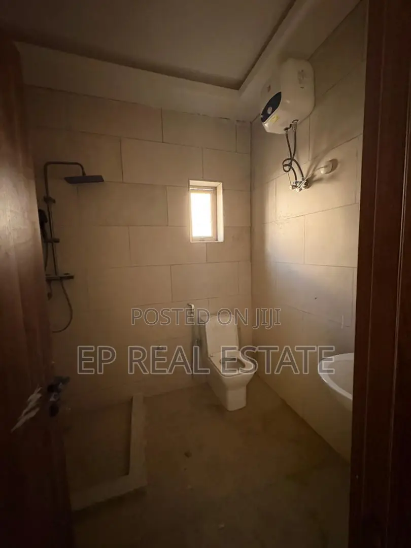 4bdrm Duplex in Maitama for sale in Maitama