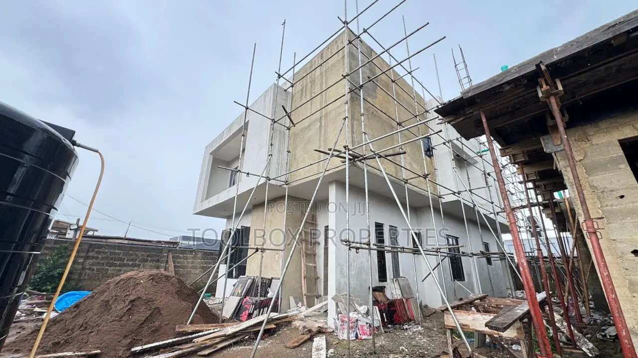 4bdrm Duplex in Akobo for sale in Akobo