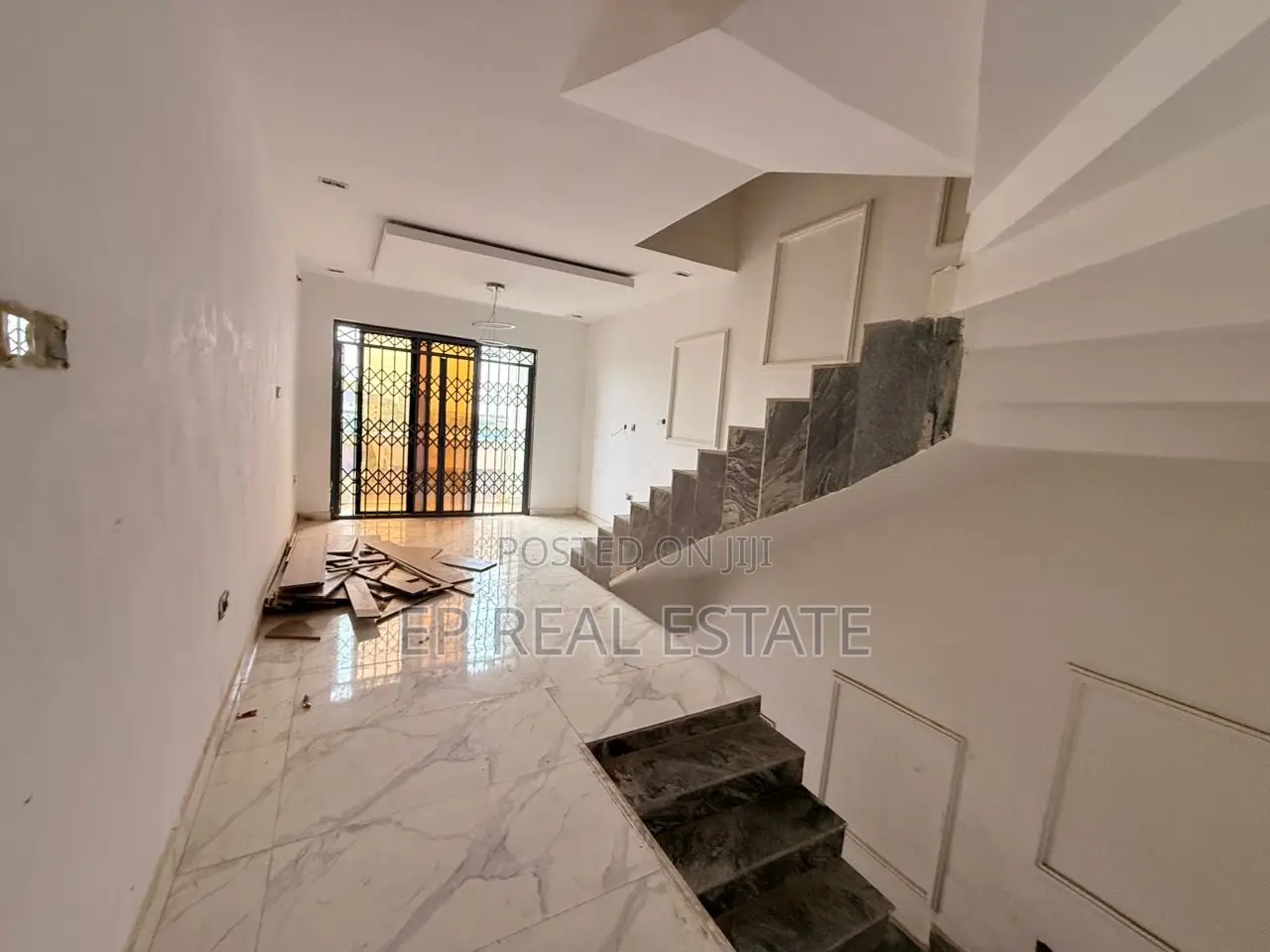 4bdrm Duplex in Jahi for sale in Jahi