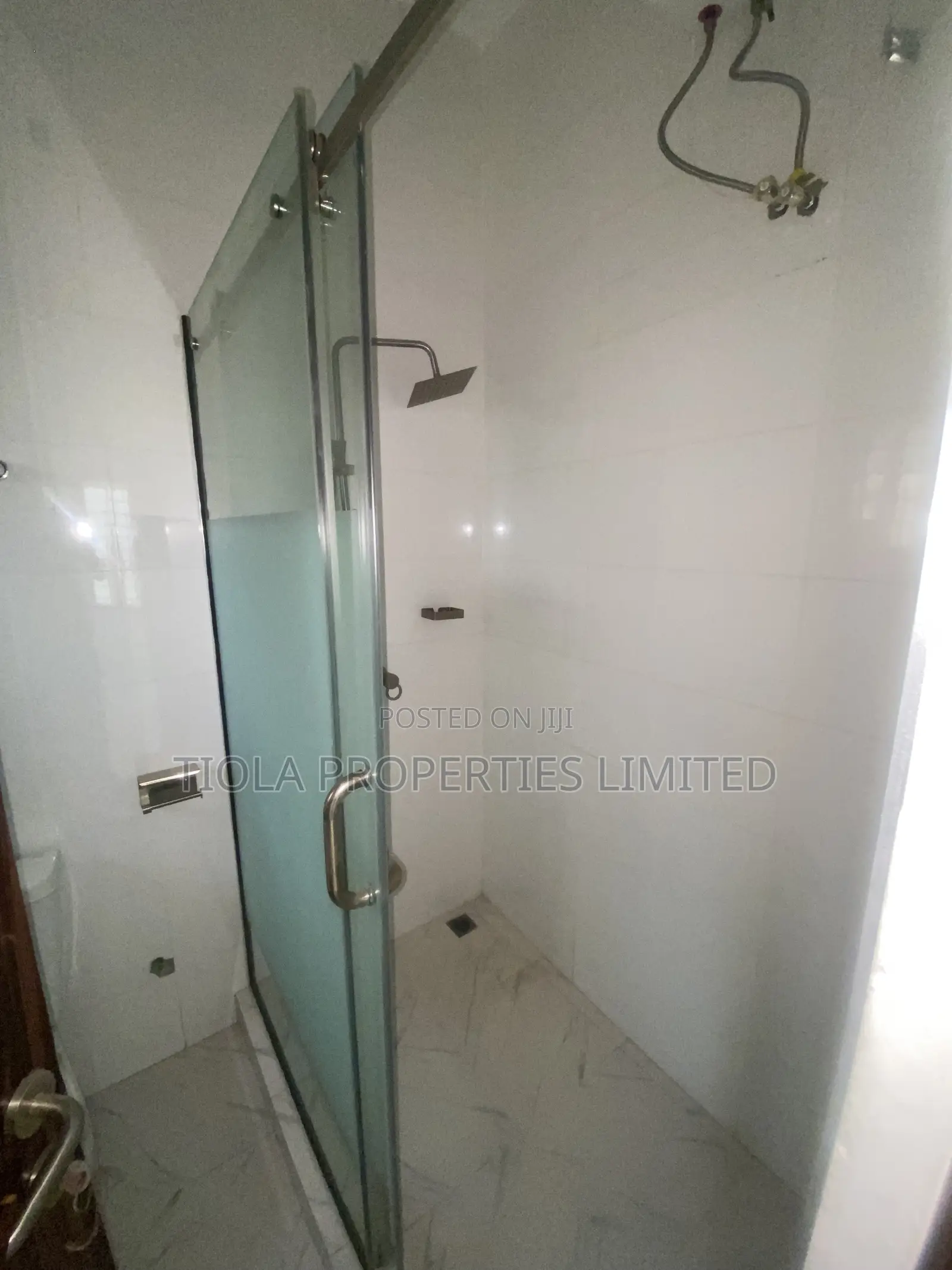4bdrm Duplex in Summit Estate Phase, Sabon Lugbe for sale in Sabon Lugbe