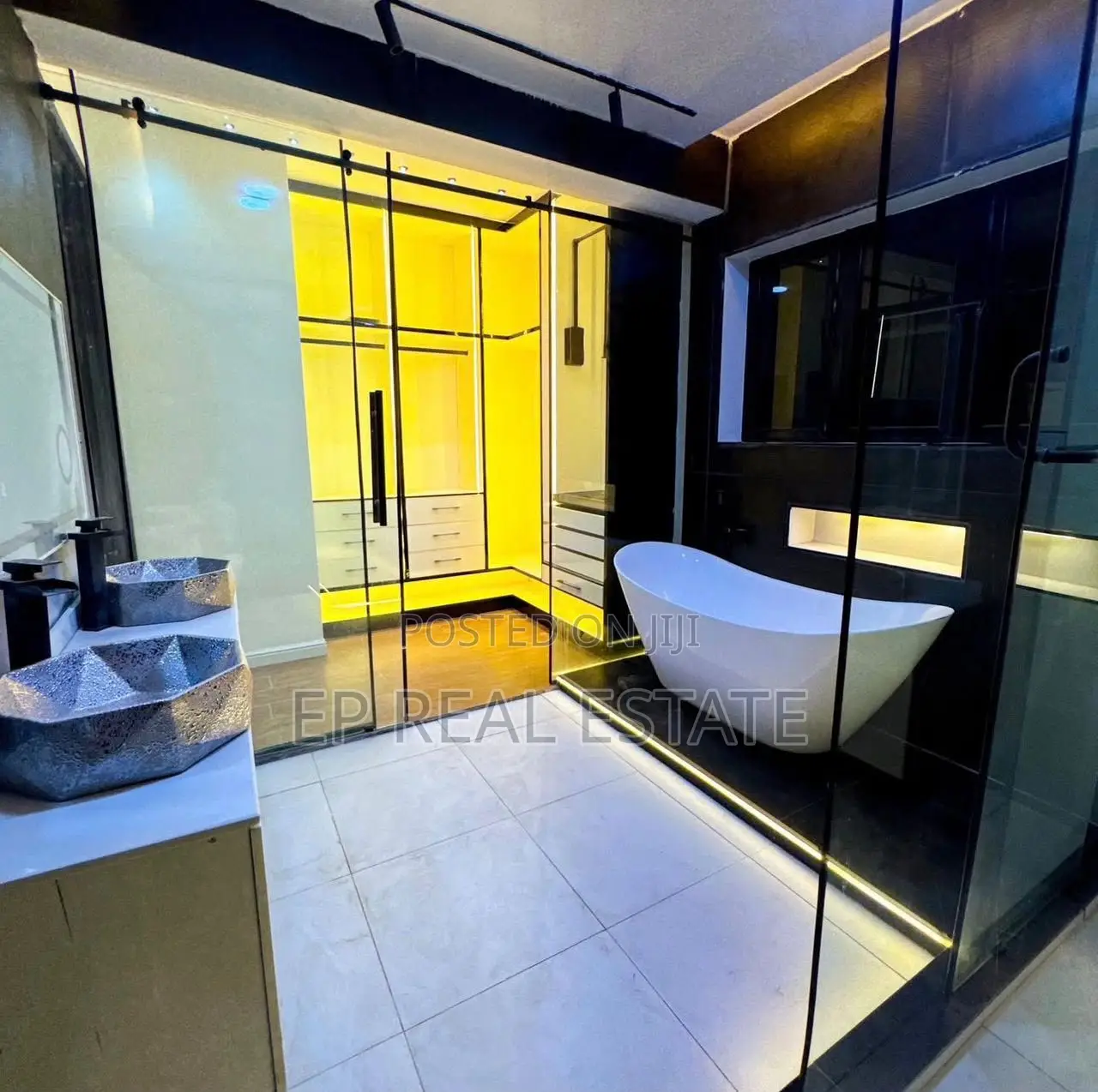 5bdrm House in Guzape District for sale in Guzape District