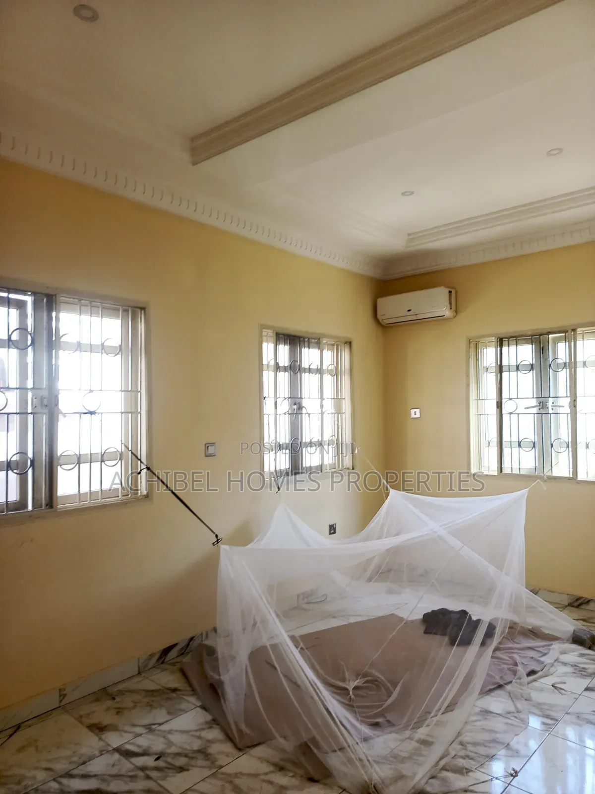3bdrm Duplex in Ikota Villa for rent in Ikota