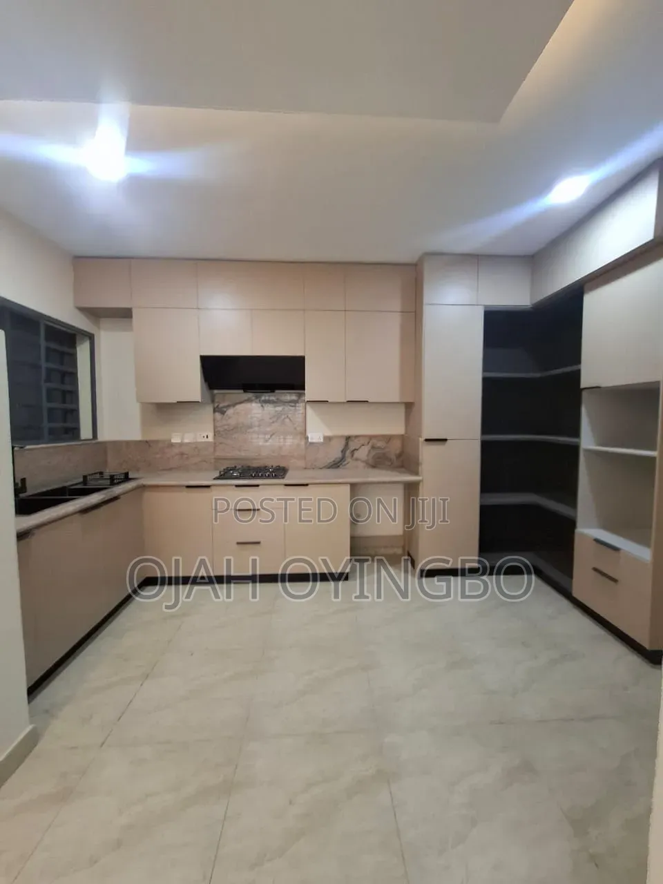 3bdrm Block of Flats in Lekki Phase 1 for rent in Lekki Phase 1