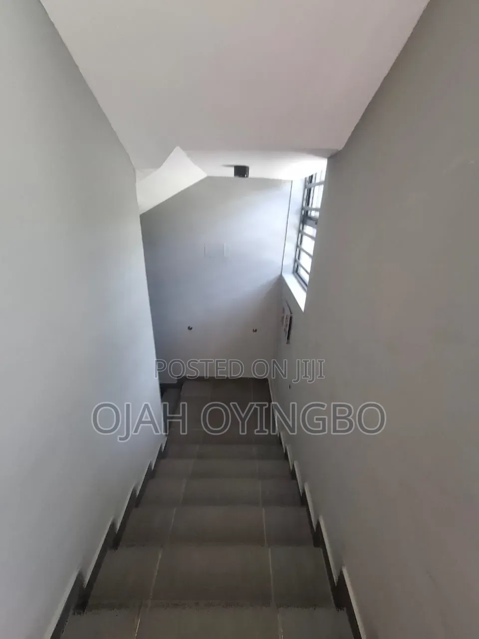 3bdrm Block of Flats in Lekki Phase 1 for rent in Lekki Phase 1