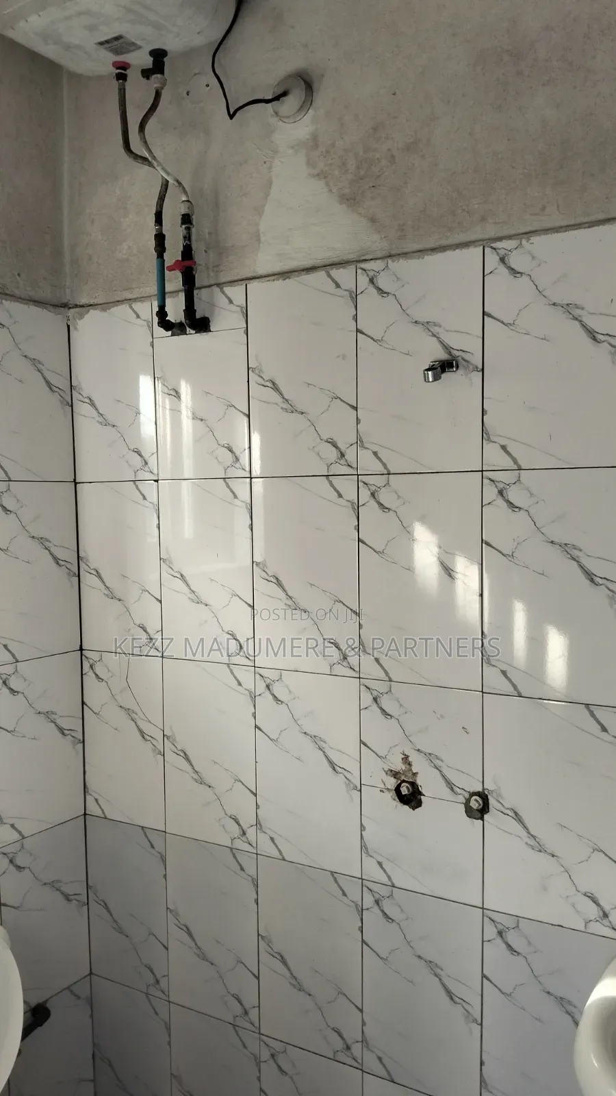 2bdrm Block of Flats in Rd 20 Sars Rd , With, Rumuahalu for rent in Rumuahalu