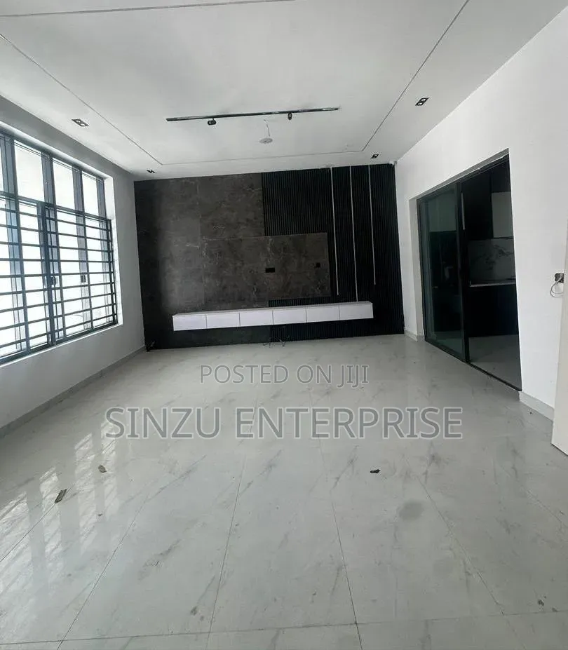 Furnished 1bdrm Apartment in Orchid, Chevron for rent in Chevron