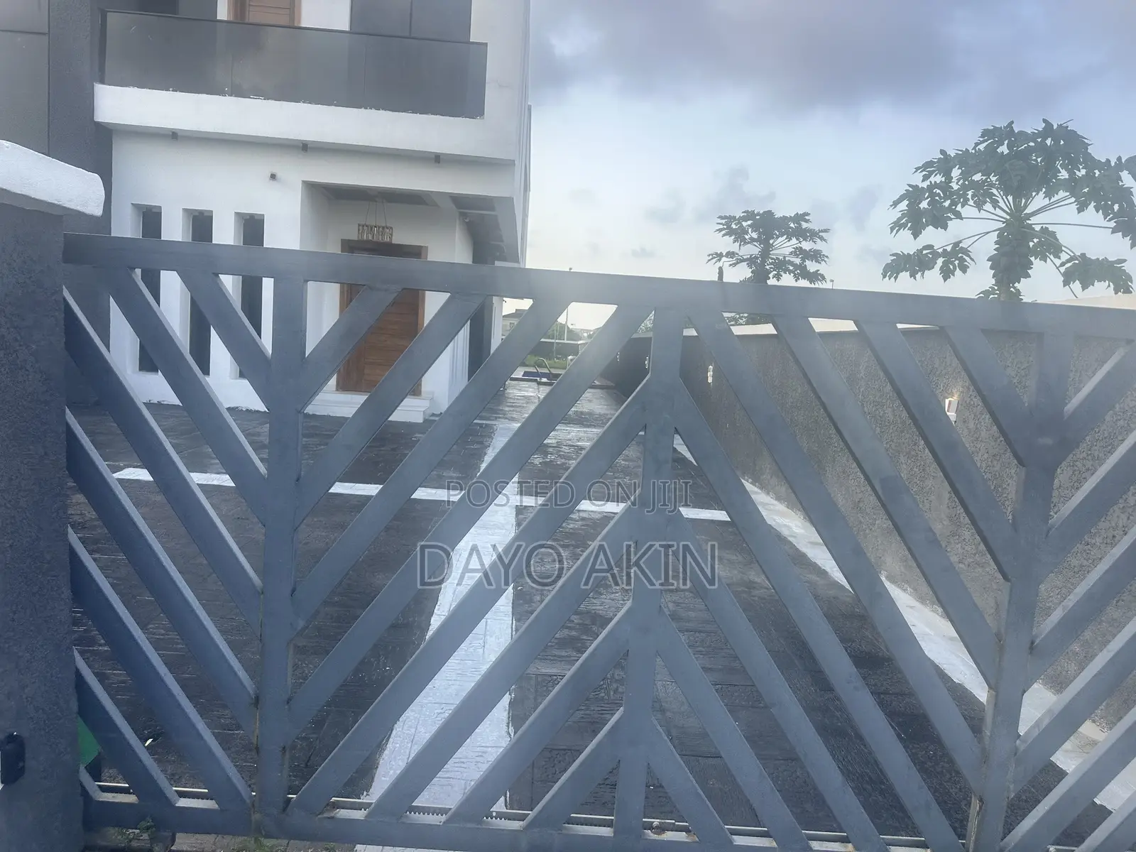 5bdrm Duplex in Royal Garden Estate, Ajiwe for sale in Ajiwe