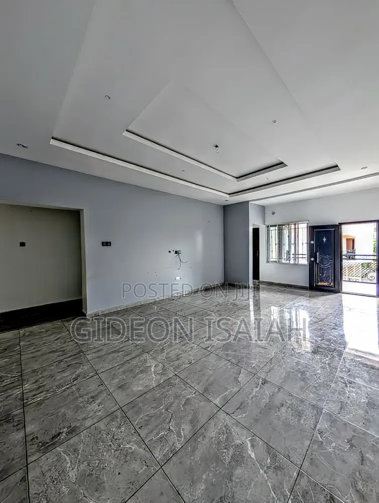 3bdrm Apartment in Shelter Estate, Uyo for rent in Uyo