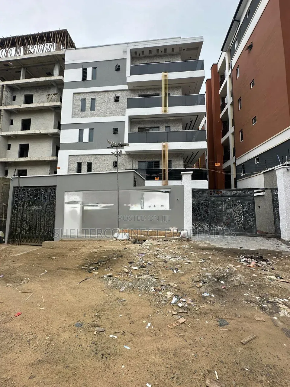 3bdrm Apartment in Lekki Phase 1 for sale in Lekki Phase 1