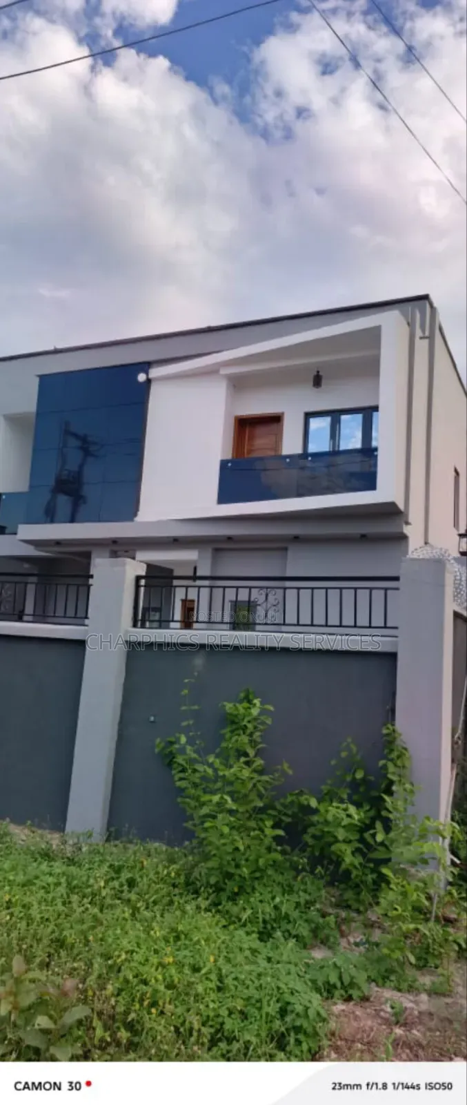 5bdrm Duplex in Festac for sale in Festac