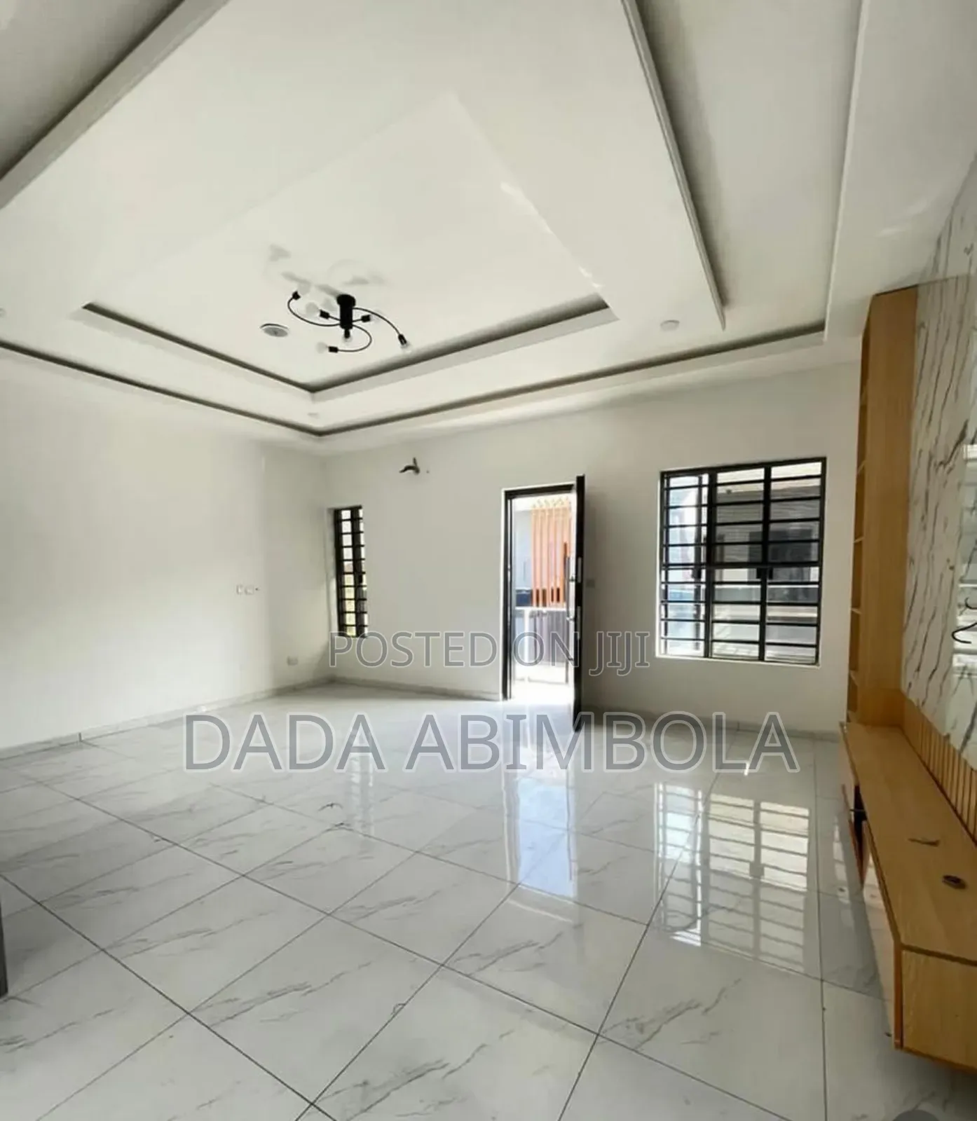 5bdrm Duplex in Ikate for sale in Ikate