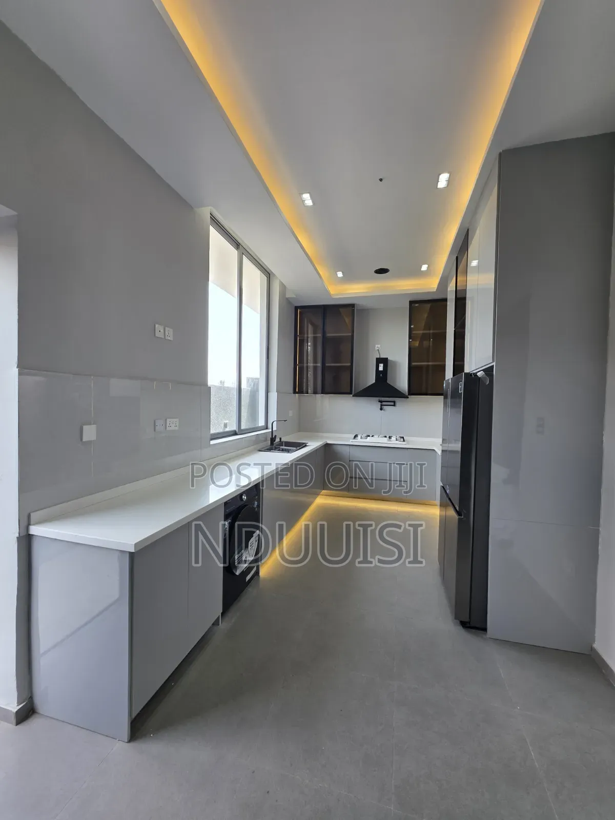 5bdrm Duplex in Parkview Estate for sale in Parkview Estate
