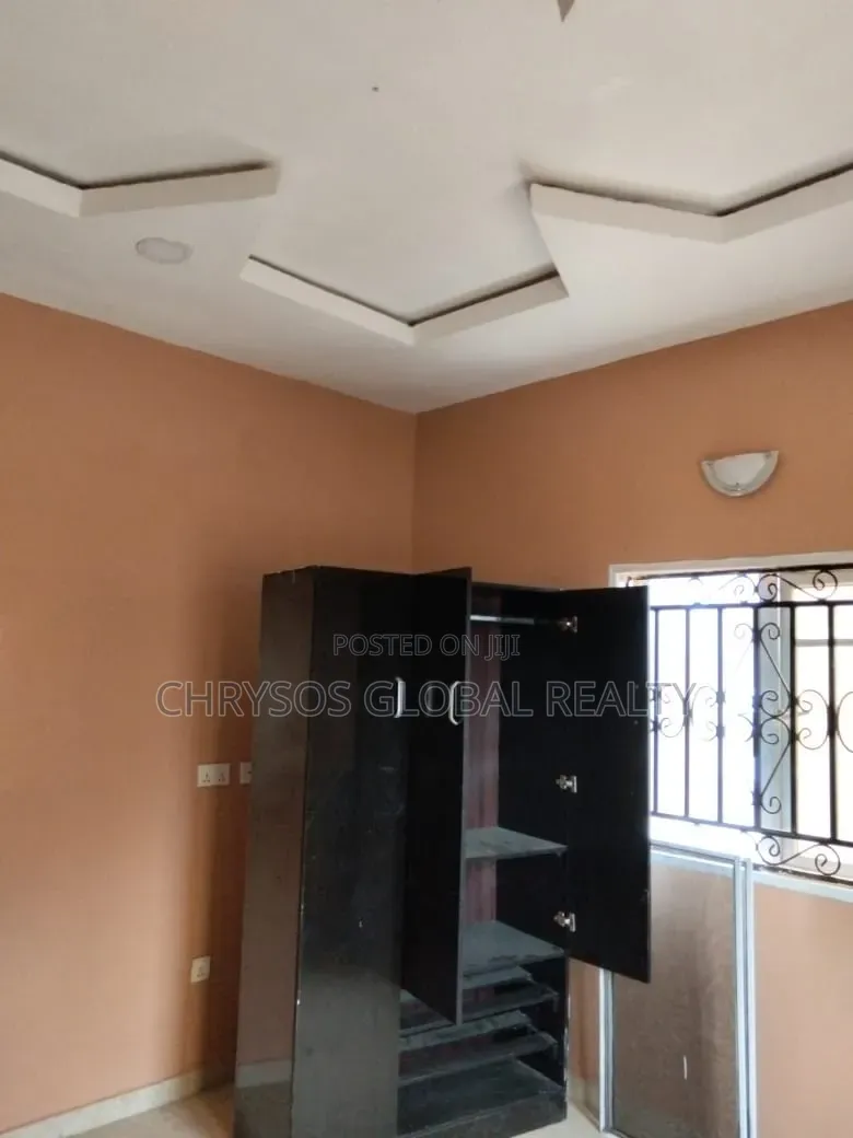 3bdrm Block of Flats in Anifalaje Akobo for rent in Akobo