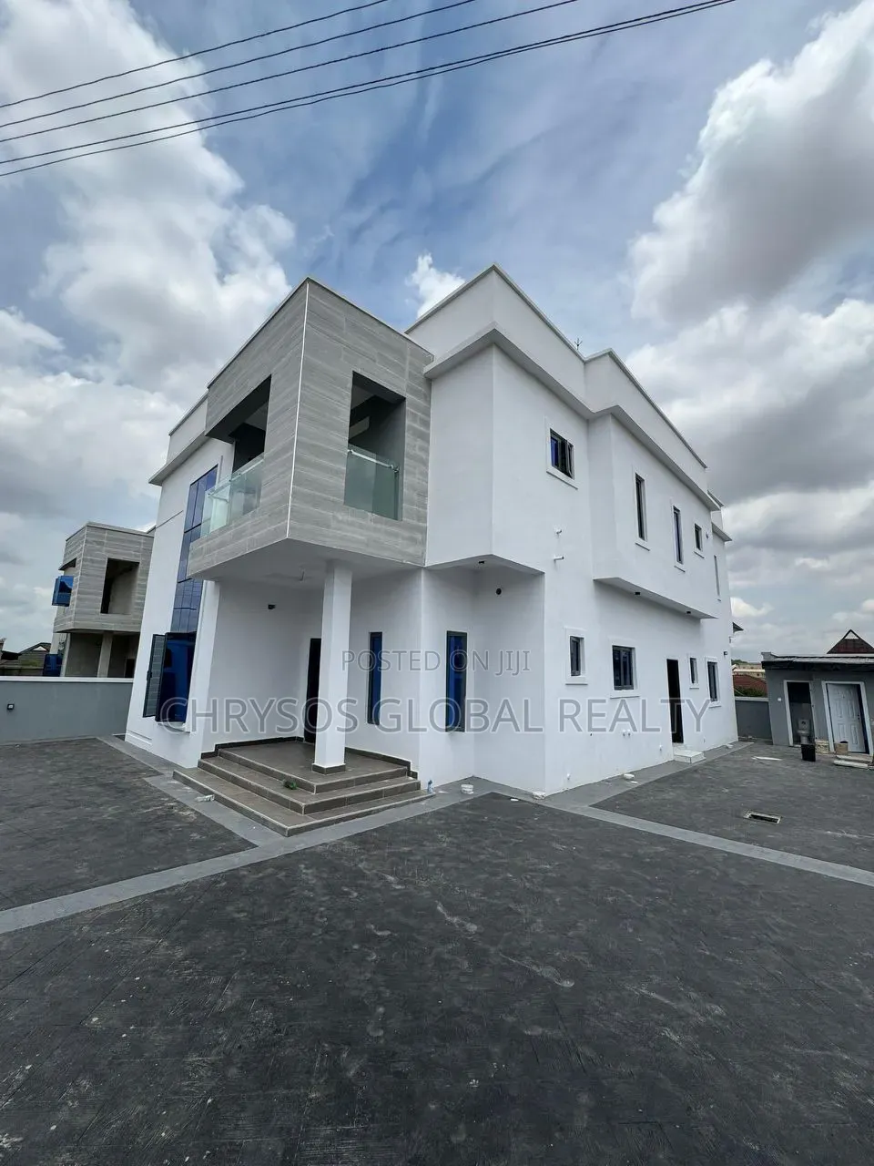 4bdrm Duplex in Okebadan Estate for sale in Akobo