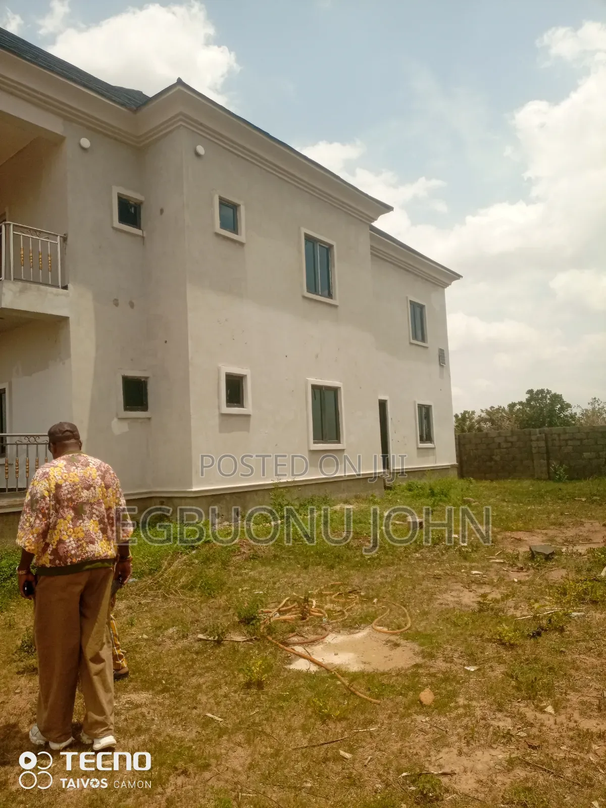 5bdrm Duplex in Sabon Lugbe for sale in Sabon Lugbe